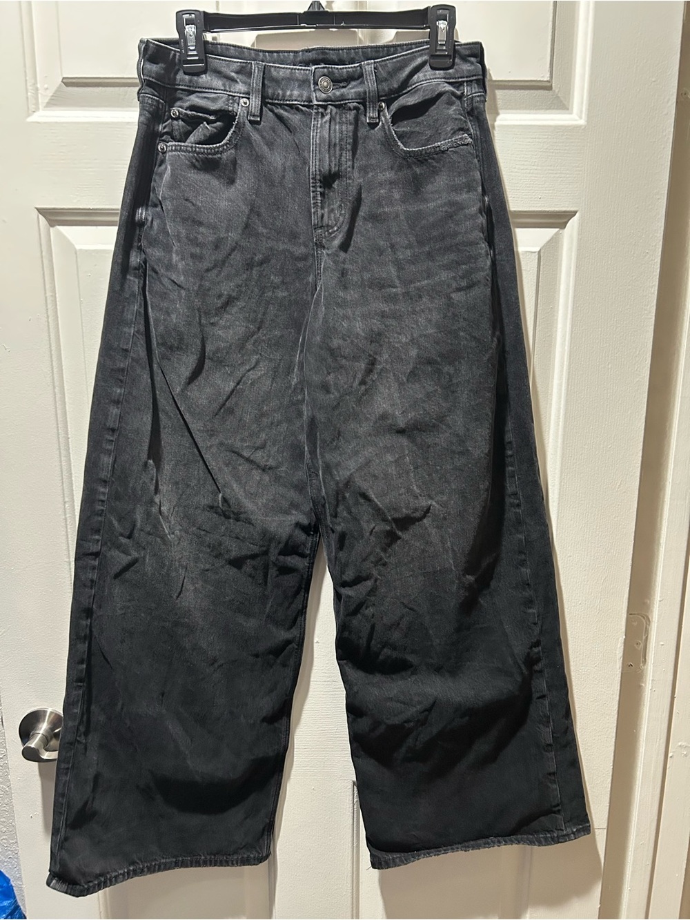 American Eagle Super High Rise Ultra Wide Leg Denim Jeans in Black Size 6 Long